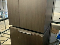 Groot directiebureel combinatie met bijhorende kasten en ladeblok. - afbeelding 5 van  6