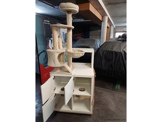 Groot kattenhuis - afbeelding 1 van  1