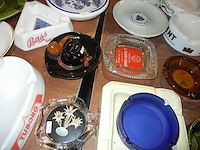 Groot lot asbakken - afbeelding 4 van  5