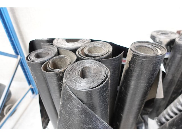 Groot lot asfalt - afbeelding 5 van  8