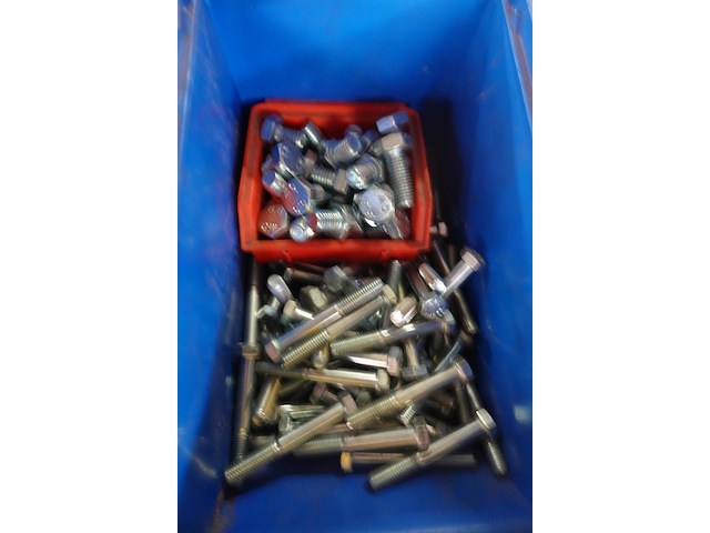 Groot lot bouten, moeren en vloten - afbeelding 4 van  18