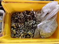 Groot lot bouten, moeren en vloten - afbeelding 5 van  18