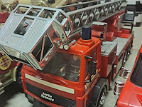 Groot lot brandweerwagens in goede staat grote wagens 11 stuks - afbeelding 14 van  19