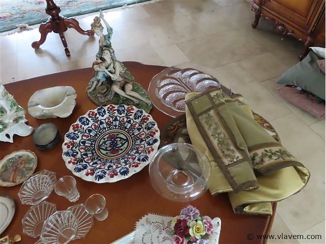 Groot lot brocante volgens foto's - afbeelding 6 van  9