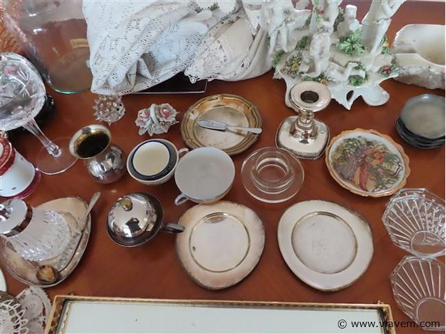 Groot lot brocante volgens foto's - afbeelding 8 van  9