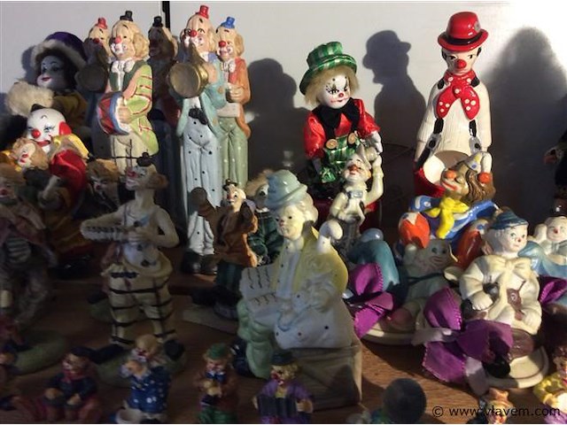 Groot lot clowns - afbeelding 3 van  3