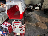 Groot lot dierenbenodigdheden (stopzetting) - afbeelding 28 van  196