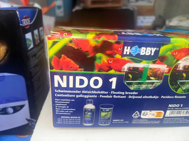 Groot lot dierenbenodigdheden (stopzetting) - afbeelding 38 van  196