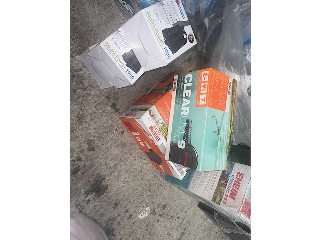 Groot lot dierenbenodigdheden (stopzetting) - afbeelding 54 van  196