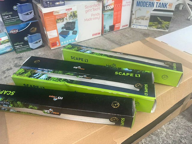 Groot lot dierenbenodigdheden (stopzetting) - afbeelding 71 van  196