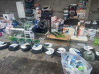 Groot lot dierenbenodigdheden (stopzetting) - afbeelding 91 van  196