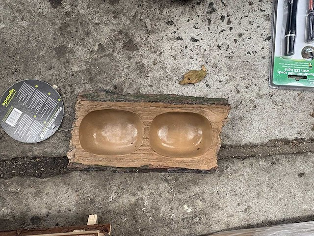 Groot lot dierenbenodigdheden (stopzetting) - afbeelding 102 van  196