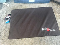 Groot lot dierenbenodigdheden (stopzetting) - afbeelding 137 van  196