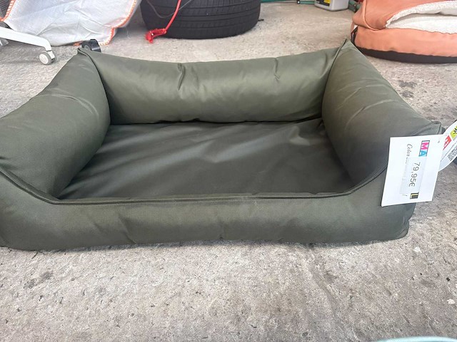 Groot lot dierenbenodigdheden (stopzetting) - afbeelding 140 van  196