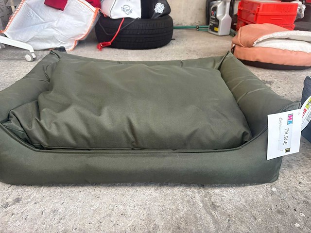 Groot lot dierenbenodigdheden (stopzetting) - afbeelding 141 van  196