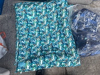 Groot lot dierenbenodigdheden (stopzetting) - afbeelding 148 van  196