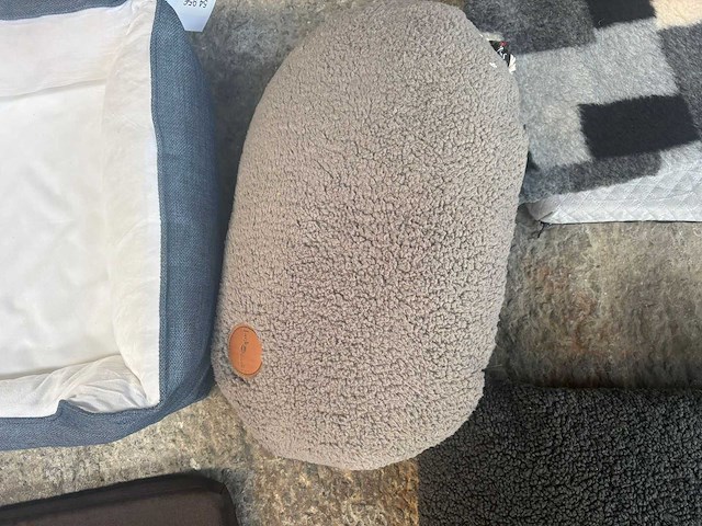 Groot lot dierenbenodigdheden (stopzetting) - afbeelding 150 van  196