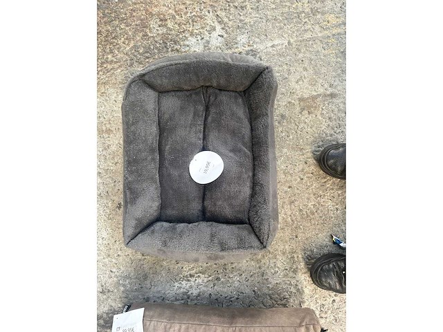 Groot lot dierenbenodigdheden (stopzetting) - afbeelding 156 van  196