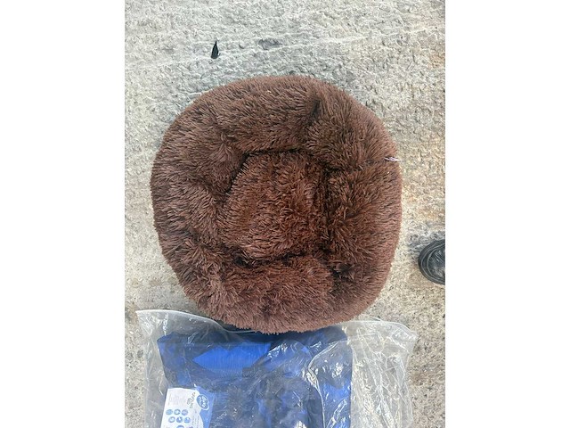 Groot lot dierenbenodigdheden (stopzetting) - afbeelding 157 van  196