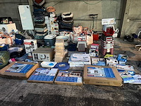 Groot lot dierenbenodigdheden (stopzetting) - afbeelding 187 van  196