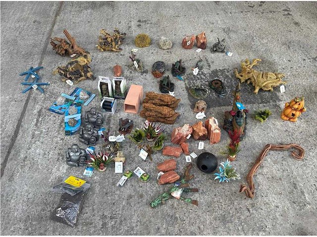 Groot lot dierenbenodigdheden (stopzetting) - afbeelding 4 van  33