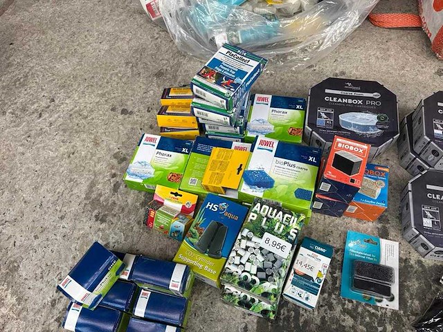 Groot lot dierenbenodigdheden (stopzetting) - afbeelding 11 van  33