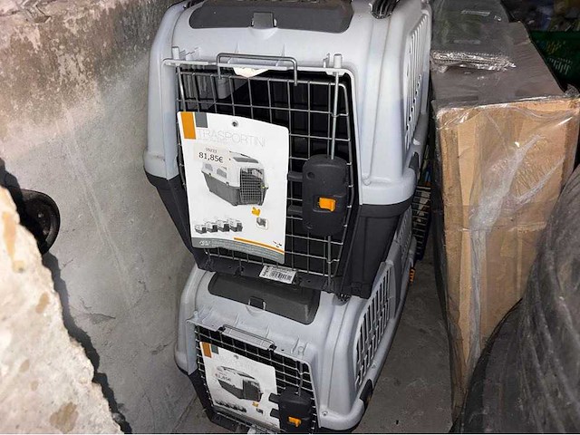 Groot lot dierenbenodigdheden (stopzetting) - afbeelding 24 van  33