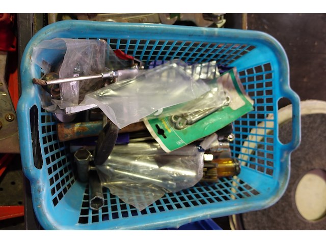 Groot lot divers materiaal - afbeelding 13 van  33