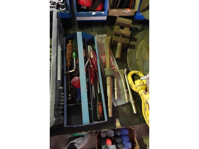 Groot lot divers materiaal - afbeelding 16 van  33