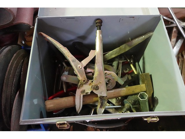 Groot lot divers materiaal - afbeelding 22 van  33