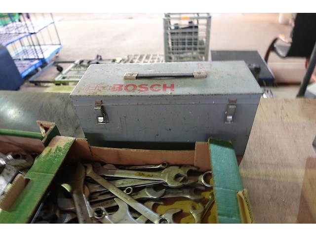 Groot lot divers materiaal - afbeelding 33 van  33