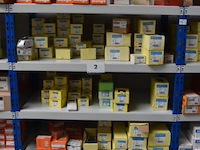 Groot lot diverse dozen diverse schroeven/pluggen