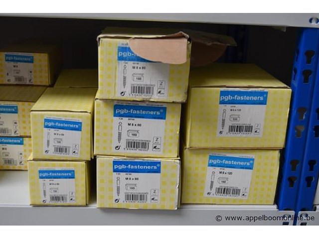 Groot lot diverse dozen diverse schroeven/pluggen - afbeelding 5 van  6