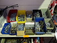 Groot lot diverse vijzen - afbeelding 1 van  4