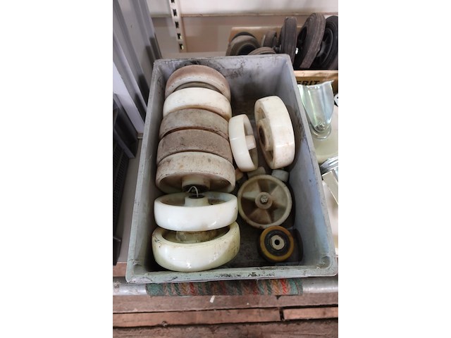 Groot lot diverse wielen - afbeelding 10 van  15