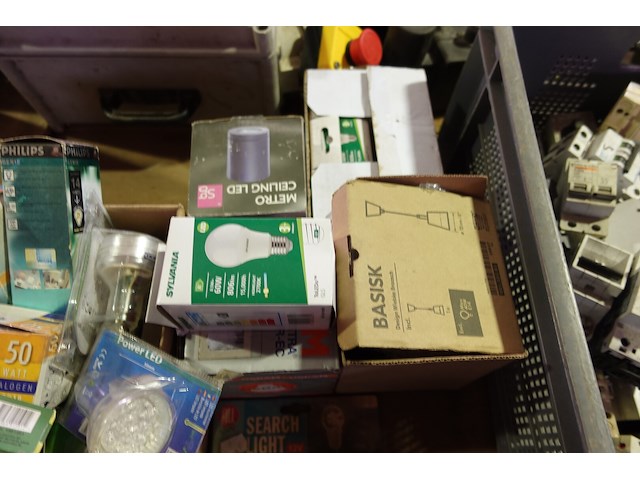 Groot lot elektriciteit - afbeelding 16 van  33