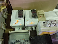 Groot lot elektriciteit - afbeelding 24 van  33