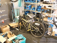 Groot lot fietsaccessoires, onderdelen enz - afbeelding 4 van  8