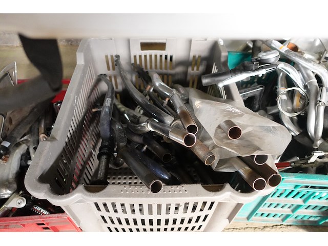 Groot lot fietsmateriaal - afbeelding 11 van  59