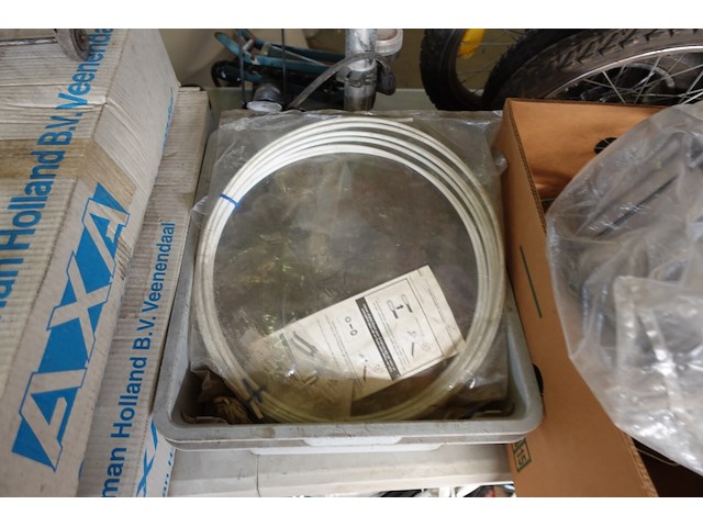 Groot lot fietsmateriaal - afbeelding 19 van  59