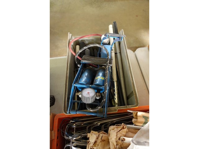 Groot lot fietsmateriaal - afbeelding 26 van  59