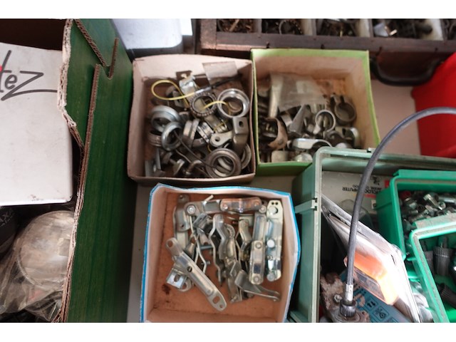 Groot lot fietsmateriaal - afbeelding 34 van  59