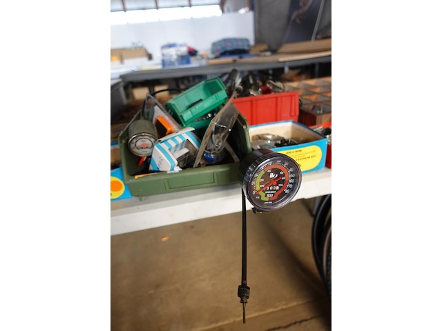 Groot lot fietsmateriaal - afbeelding 36 van  59