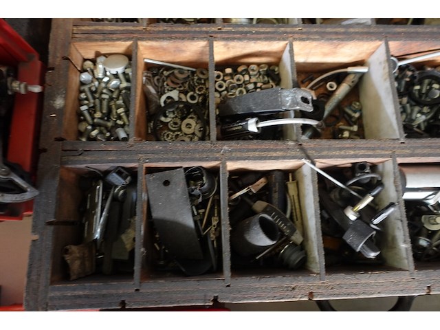 Groot lot fietsmateriaal - afbeelding 42 van  59