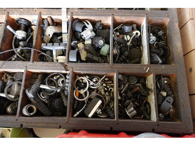 Groot lot fietsmateriaal - afbeelding 45 van  59