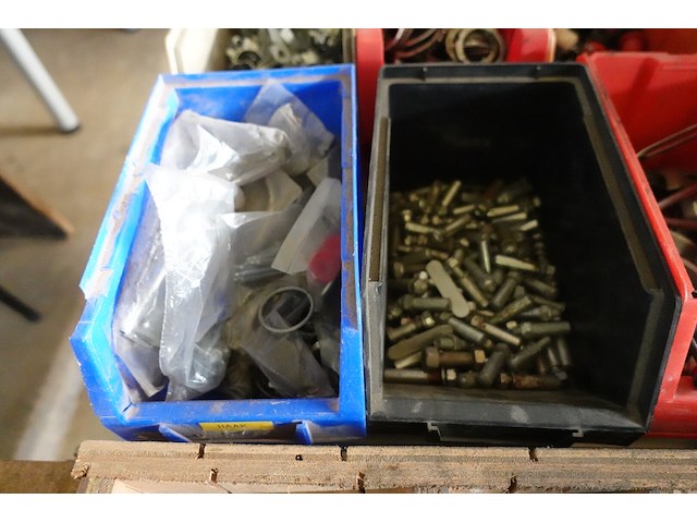 Groot lot fietsmateriaal - afbeelding 49 van  59