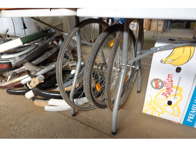 Groot lot fietsmateriaal - afbeelding 59 van  59