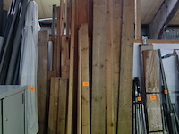 Groot lot hout - afbeelding 1 van  1