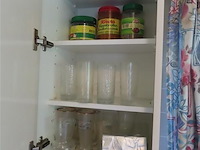 Groot lot in de keuken volgens foto's - afbeelding 2 van  10