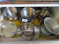 Groot lot in de keuken volgens foto's - afbeelding 7 van  10